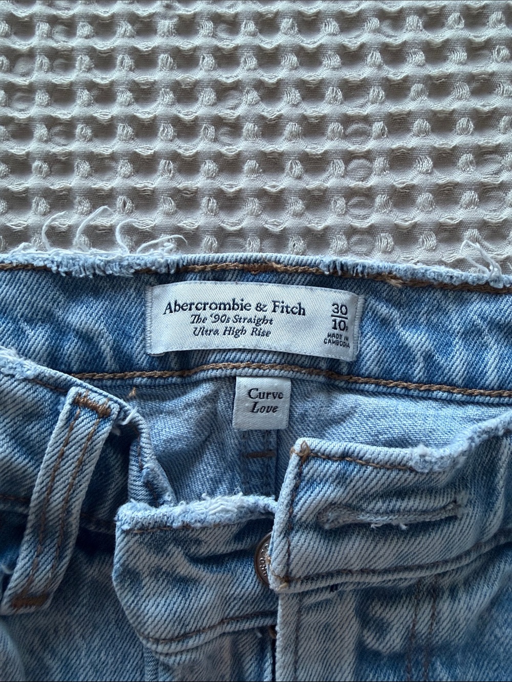 Abercrombie & Fitch Light Blue High Rise '90s Straight Jeans